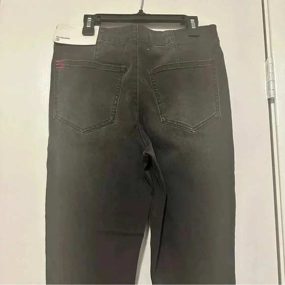 NWT Urban Outfitters BDG black high rise skinny jeans denim side zip size 28 - Picture 2 of 12